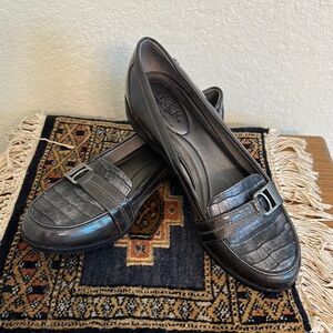 Life Stride Metallic Black Loafers